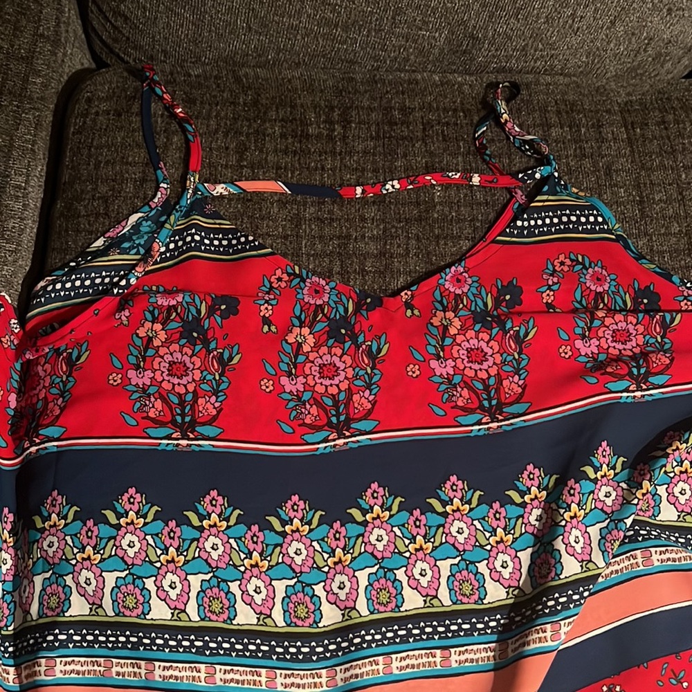 Red Patterned Top - image 3